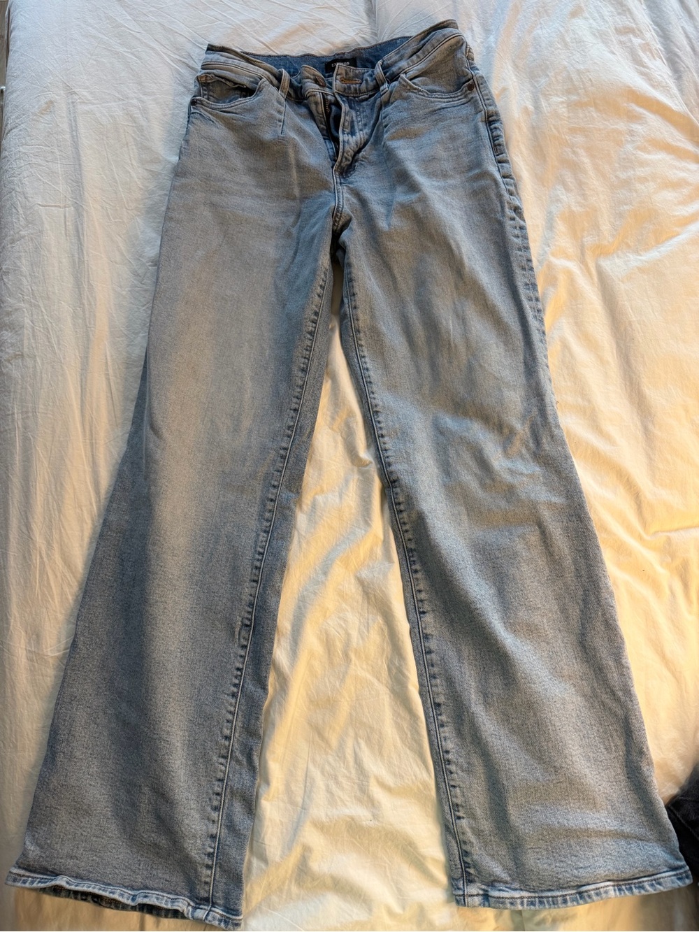 Express High-Rise Women's Jeans - Light Blue Wash